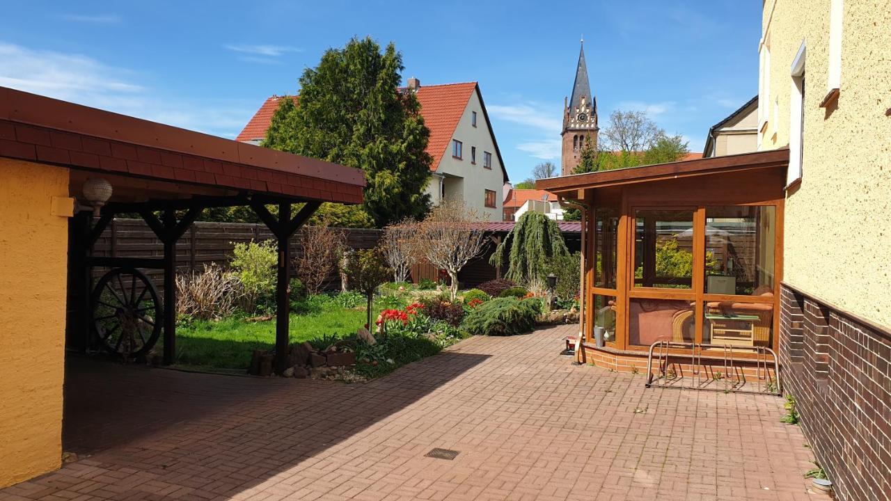 Haesselhof - 80Qm Ferienwohnung Im Zentrum Von Bad Liebenwerda Exterior photo